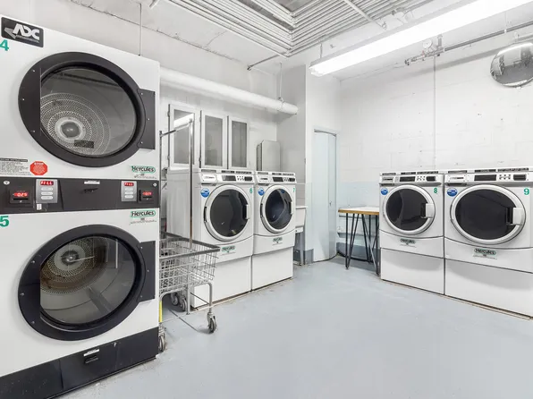 2790 Broadway image 9 of 12