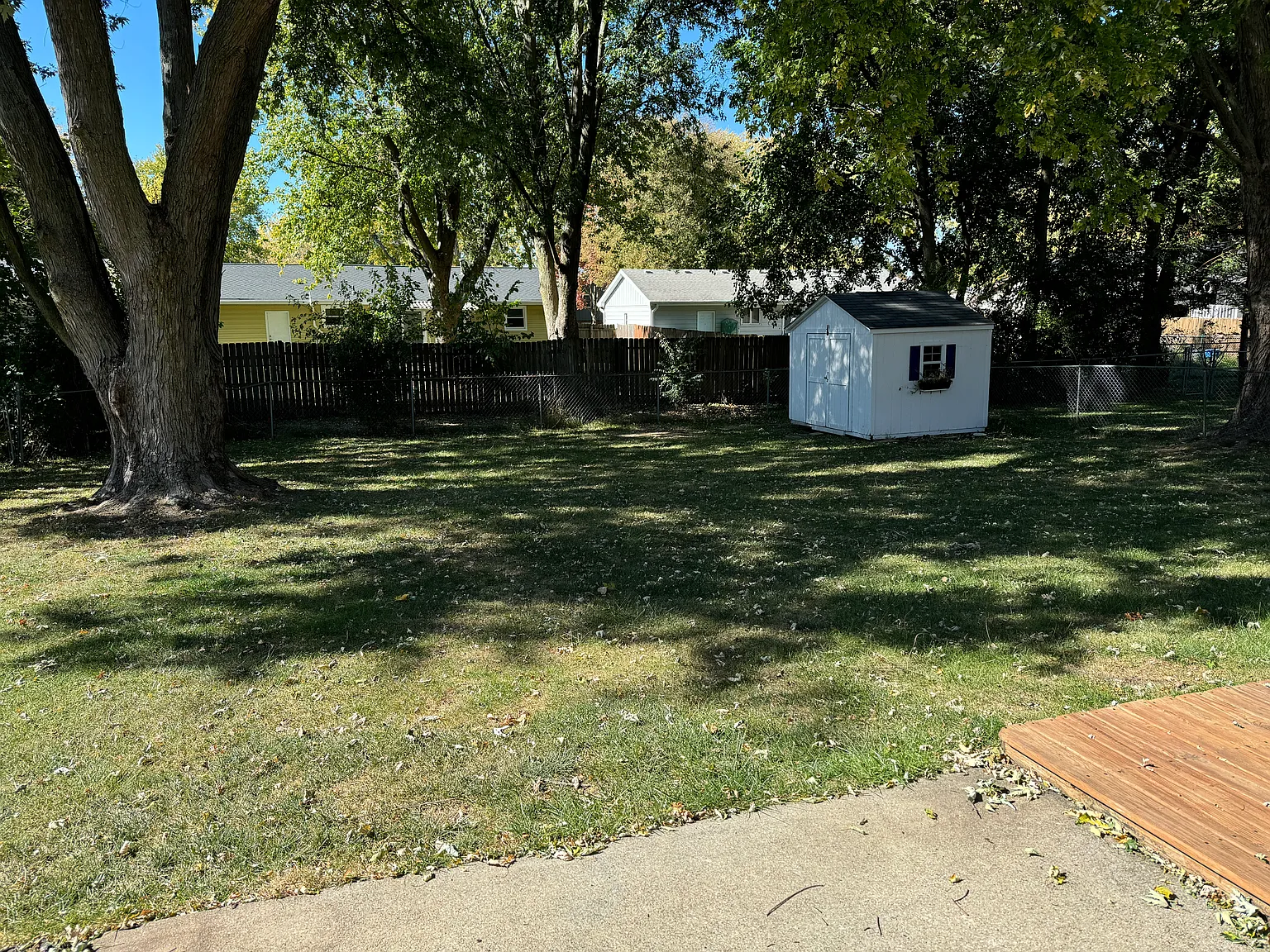 3 bed, 1102 sqft, $1,600 — Photo 2