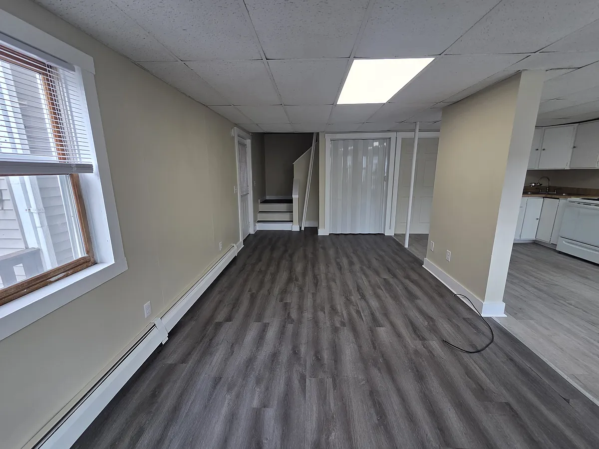 Building Photo - 55 Pulaski St #55