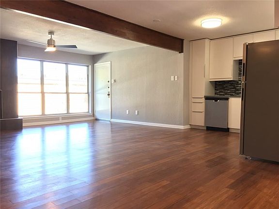 3rd image of 7855 Meadow Park Dr APT C
