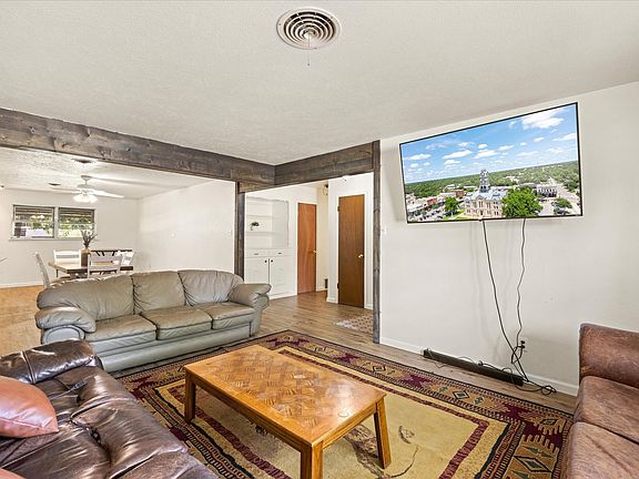 5th image of 575 N Charlotte Ave