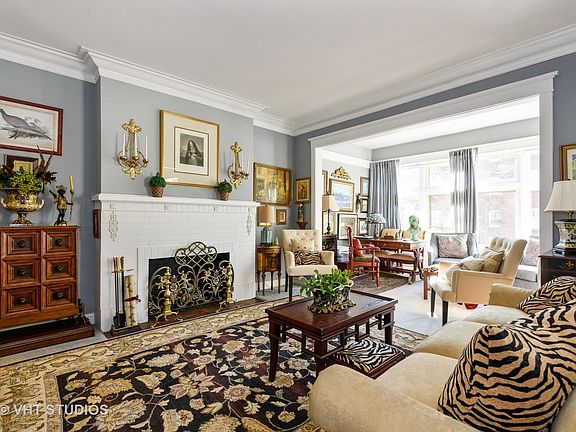 4th image of 1013 Washington St #1W
