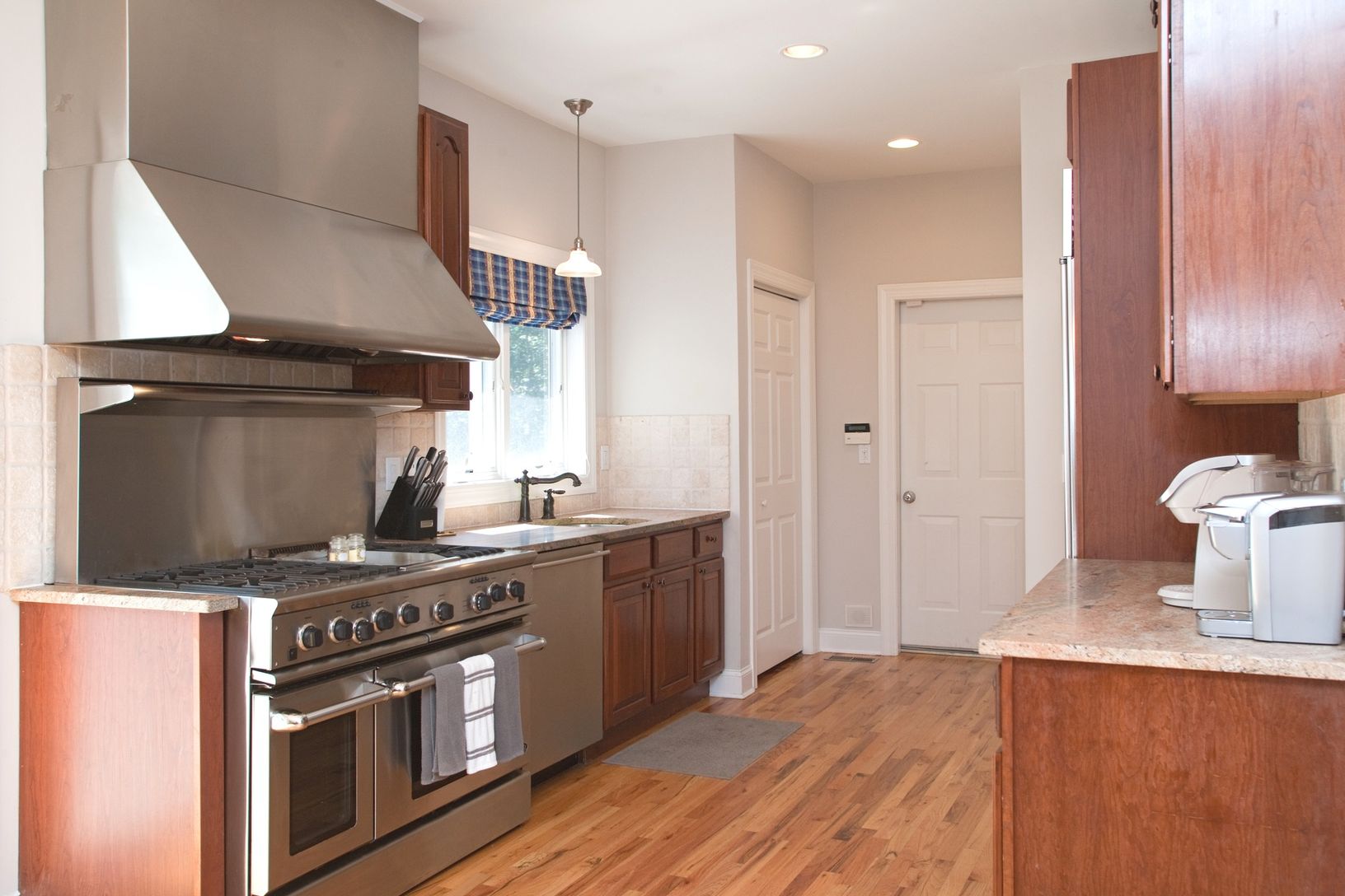 DCS EQUIPPED PRO KITCHEN