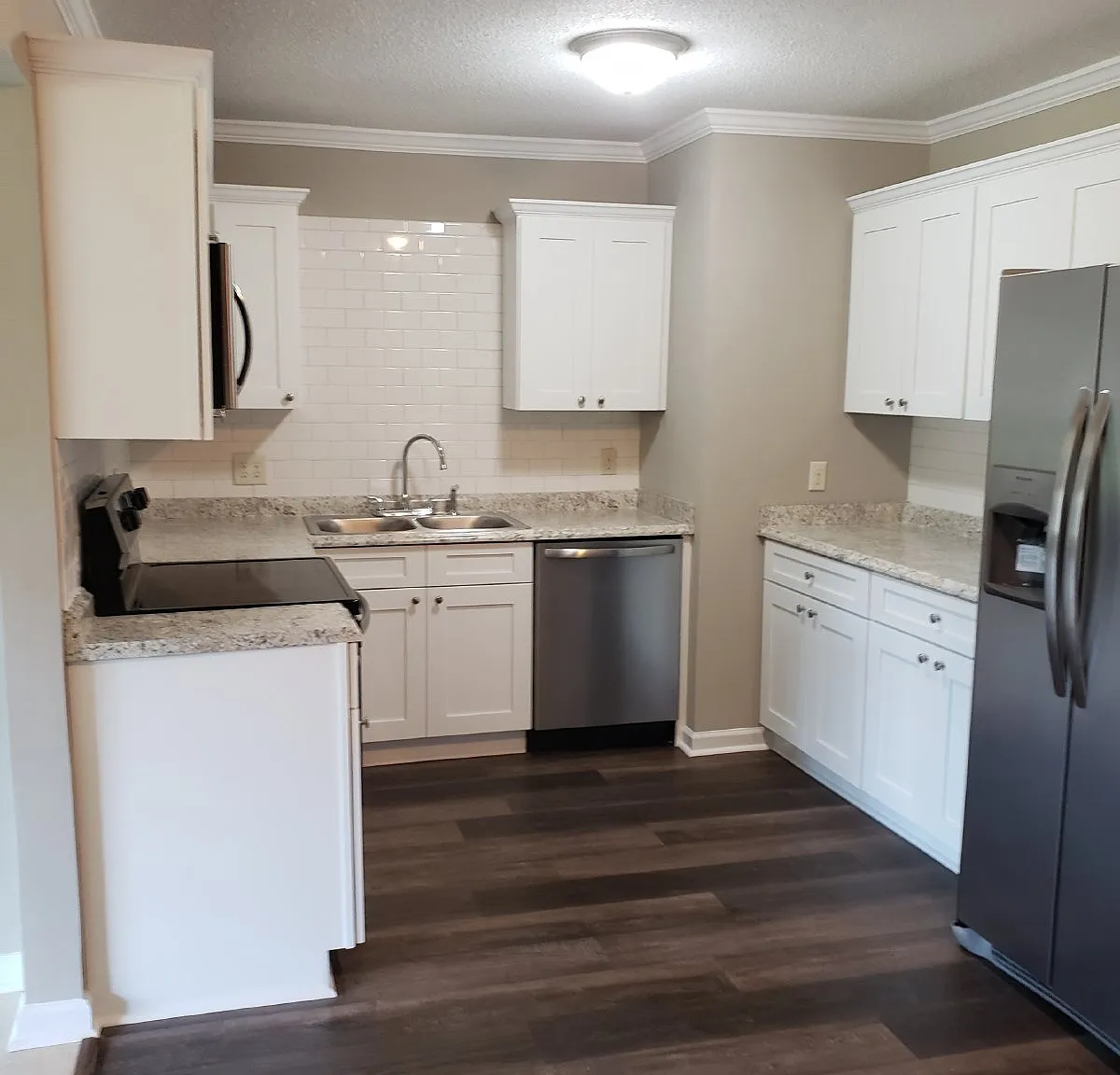 3 bed, 2.0 bath, 1536 sqft, $1,500 — Photo 4