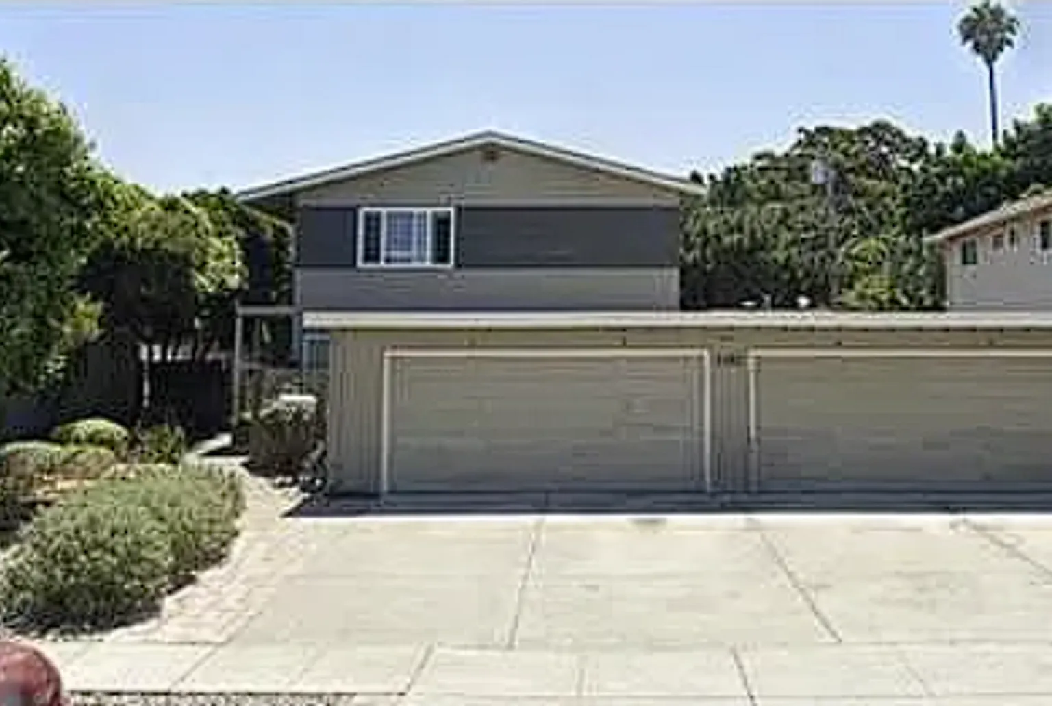 1182 W Hamilton Ave — Photo 1