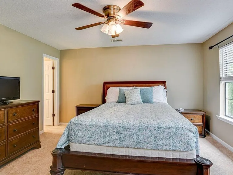 115 Hammond Place Cir #115 — Photo 14