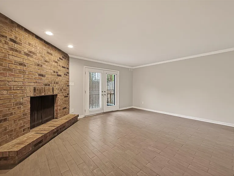 6631 Wanda Ln — Photo 12