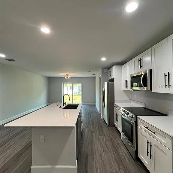 13033 Xavier Ave — Photo 3
