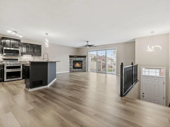 7590 Crimson Ln, Savage, MN 55378