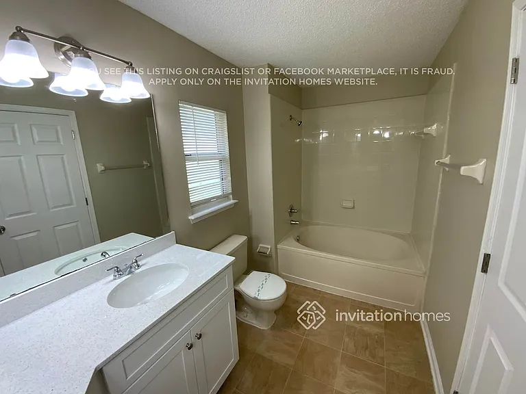 9713 Peabody Dr N — Photo 17