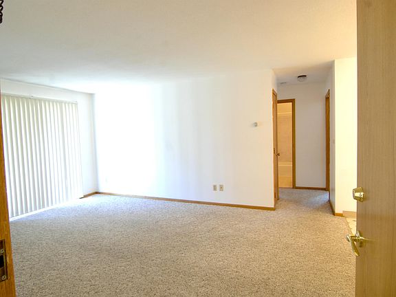 2nd image of 1910 N Jefferson St #11083148