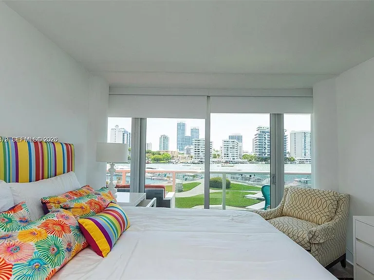 900 Bay Dr #224 — Photo 26