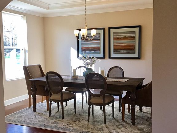 5th image of 1043 Crossfield Lot 12