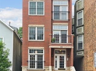 3052 N Sheffield Ave #3, Chicago, IL 60657