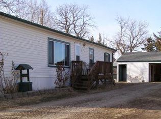 104 E Third St, Beverly, KS 67423