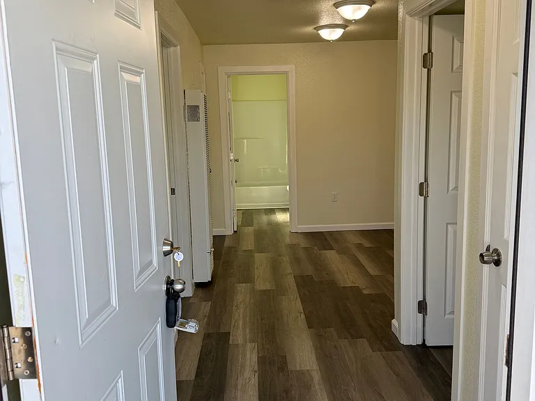 515 Union Ave — Photo 19