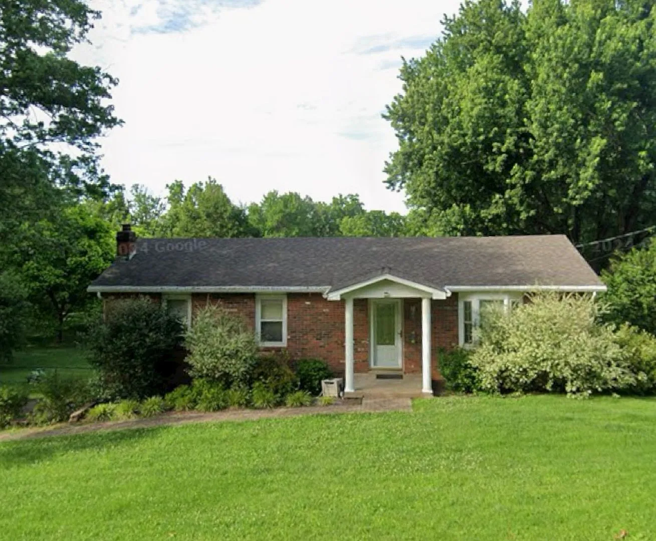 350 Valley View Drive — Photo 1