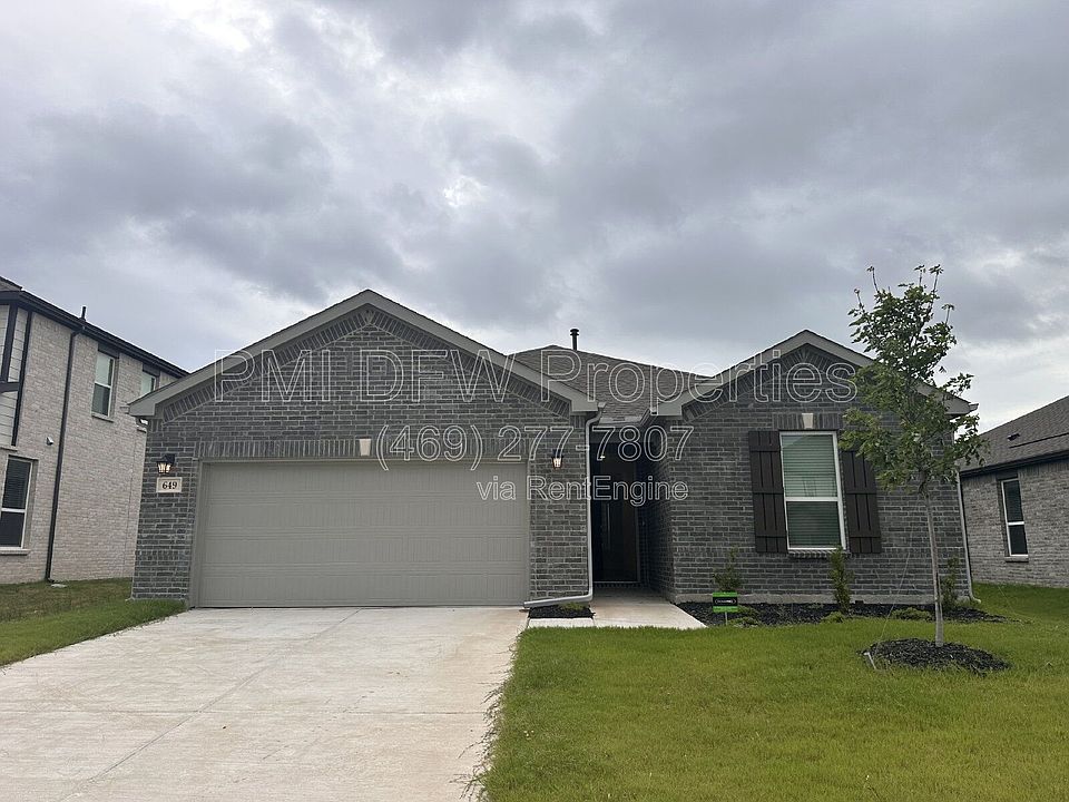 1st image of 649 Saxony Dr