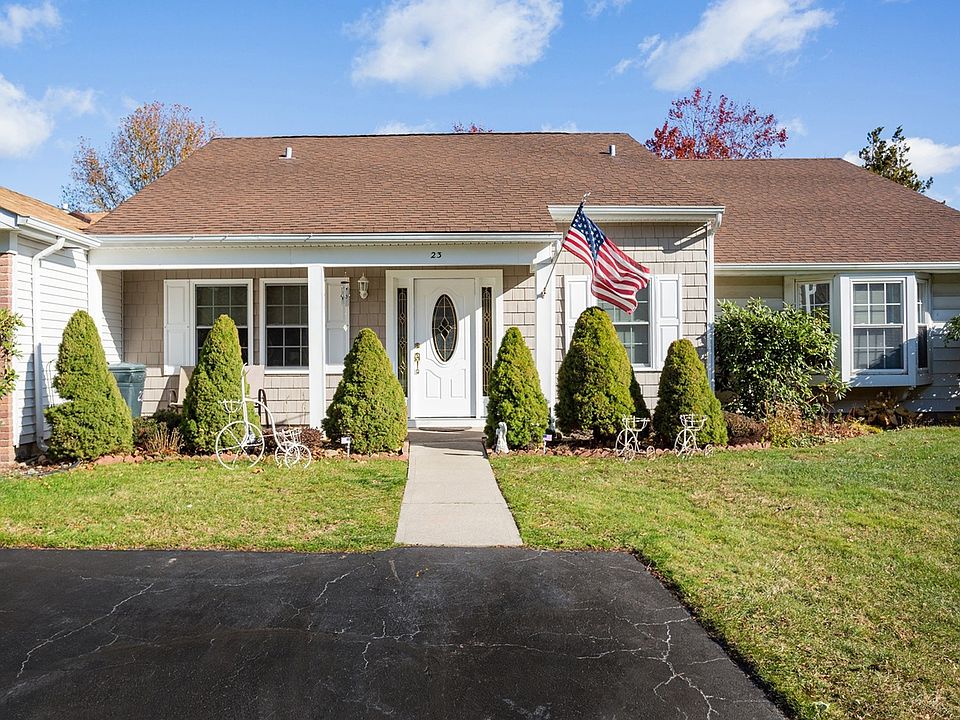 1st image of 23 Hearthside Dr