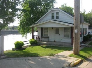400 E Jefferson St, Burlington, WI 53105
