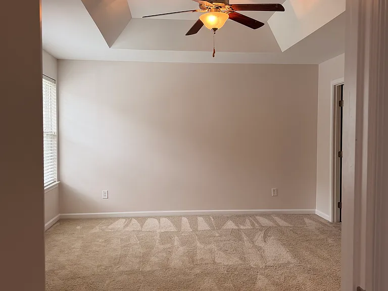 380 Battery Cir — Photo 11