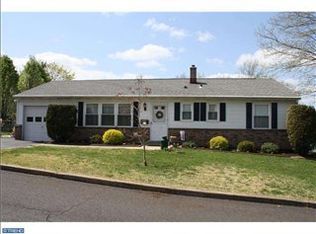 804 Sheldon Rd, Willow Grove, PA 19090