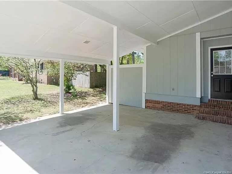 2012 Lakemeadow Dr — Photo 2