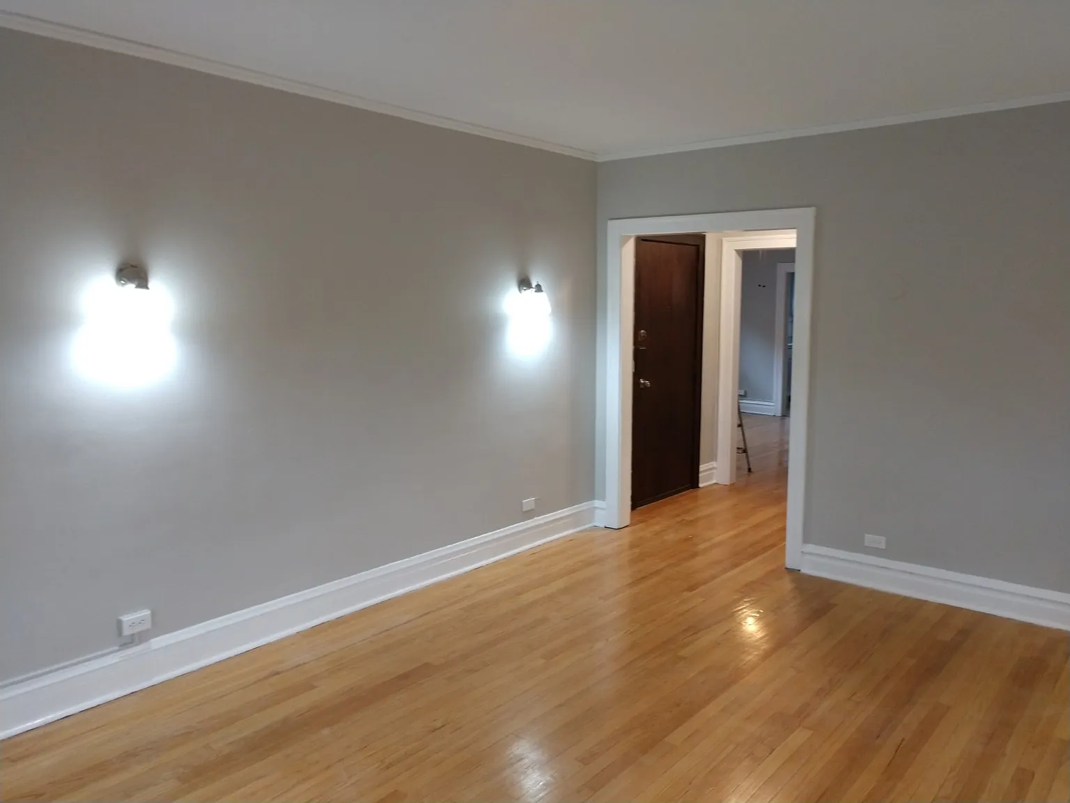 2 bed, 1400 sqft, $2,000 — Photo 3