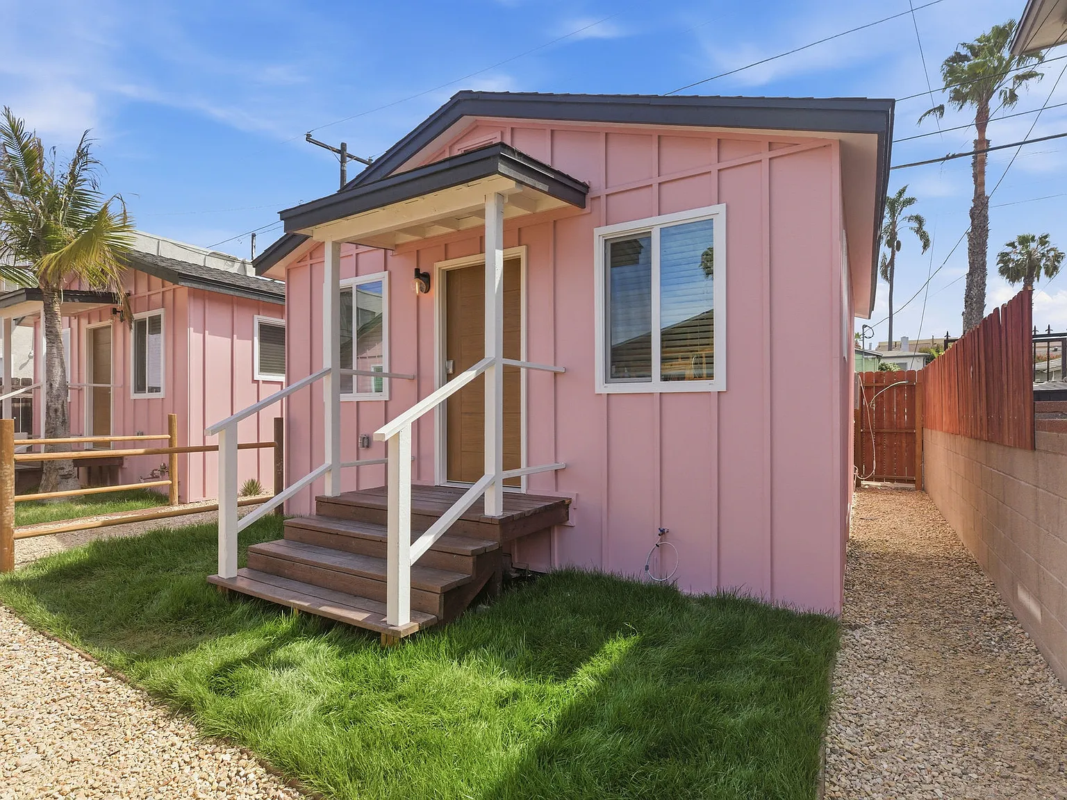 1 bed, 400 sqft, $3,500 — Photo 3