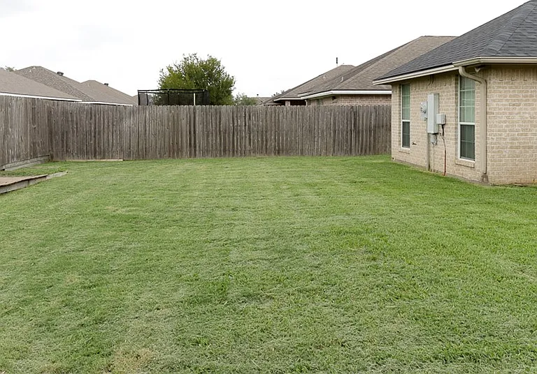 113 Karten Ln — Photo 26