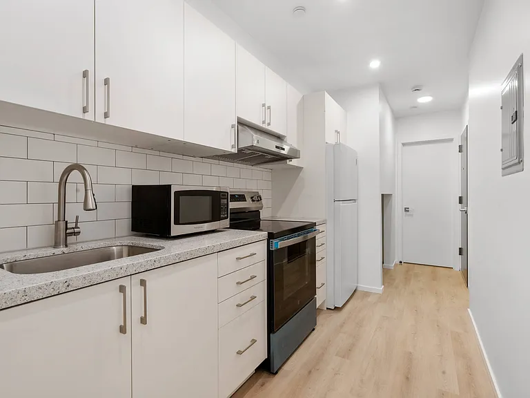 3334 San Bruno Ave #11 — Photo 7