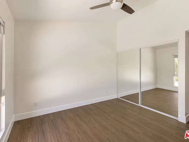 22427 De Kalb Dr — Photo 28