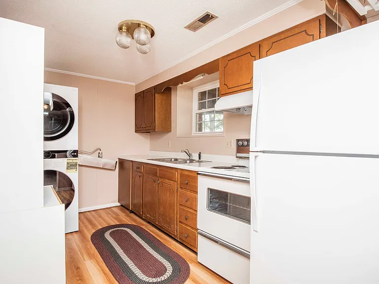 3924 Arline Dr — Photo 45