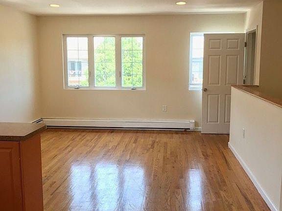 3rd image of 7708 60th St #2A
