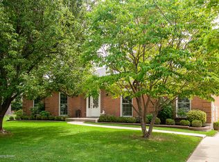 223 Moser Rd, Louisville, KY 40223