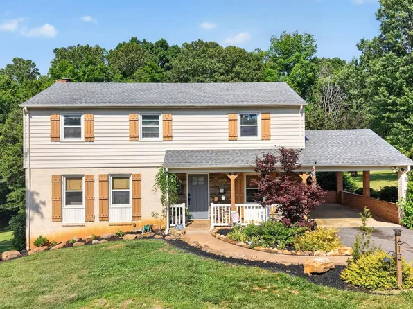 612 Burton Creek Pl, Lynchburg, VA 24502
