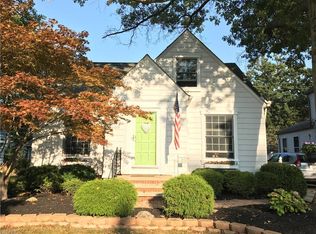 509 Parkside Dr, Bay Village, OH