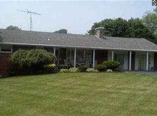 16099 Elm Dr, Wellsville, OH