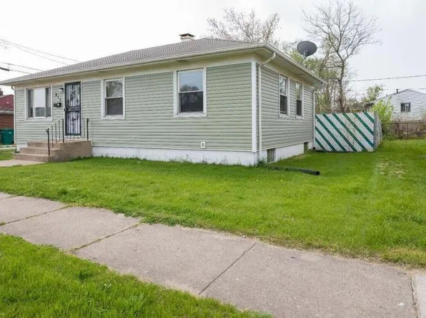 811 E 15th Ave, Gary, IN 46407