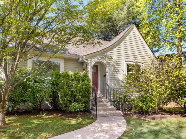 4815 NE Couch St, Portland, OR 97213
