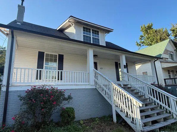 423 4th St, Ravenna, KY 40472