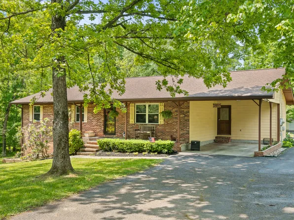 114 Fawn Trl, Signal Mountain, TN 37377