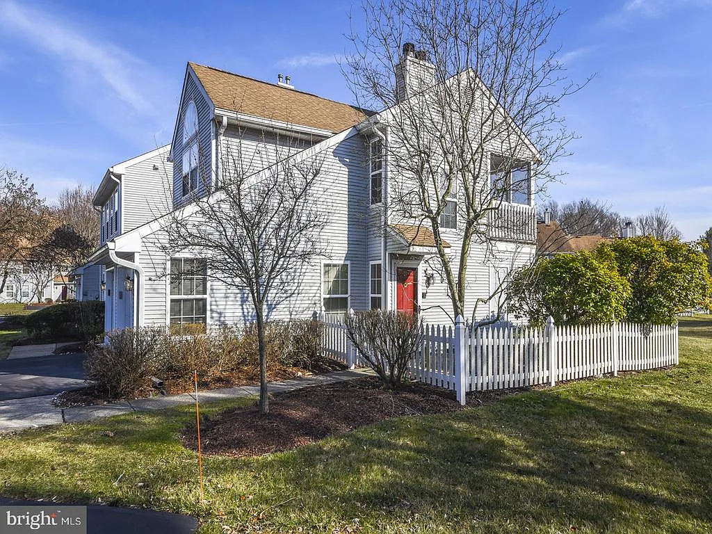 463 Cedar Hollow Dr photo 1