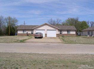 105 E A St, Kanopolis, KS 67454