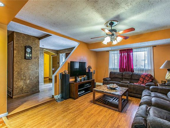 4th image of 4413 Justice Ln