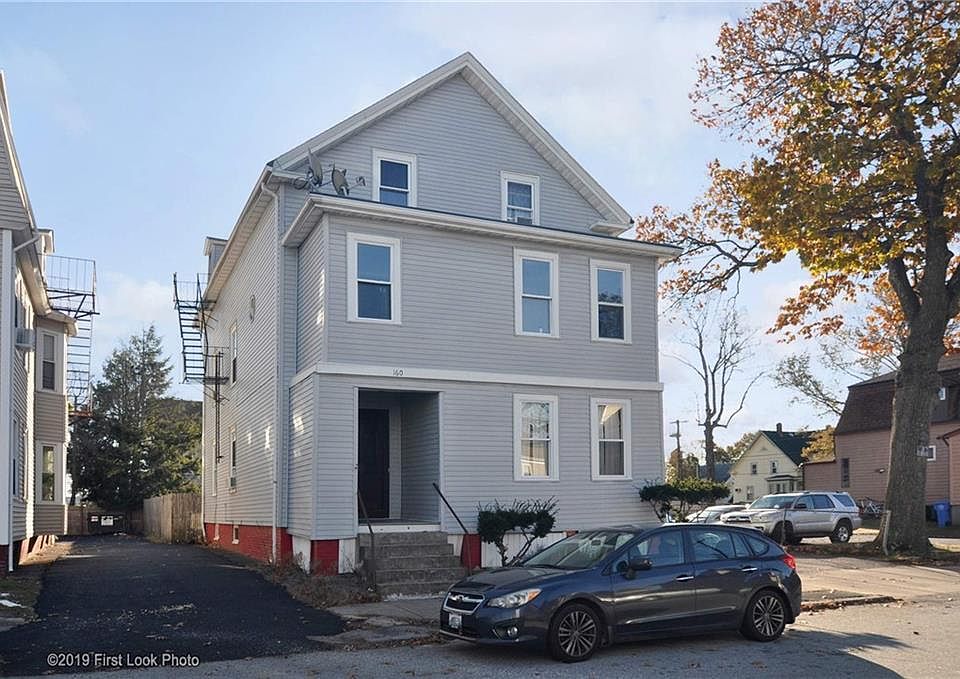 1st image of 160 Woodbine St #2