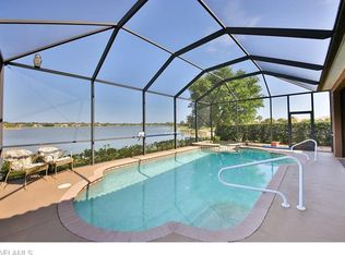 2136 Grove Dr, Naples, FL 34120