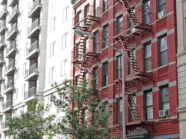 352 East 91st Street image 1 of 6