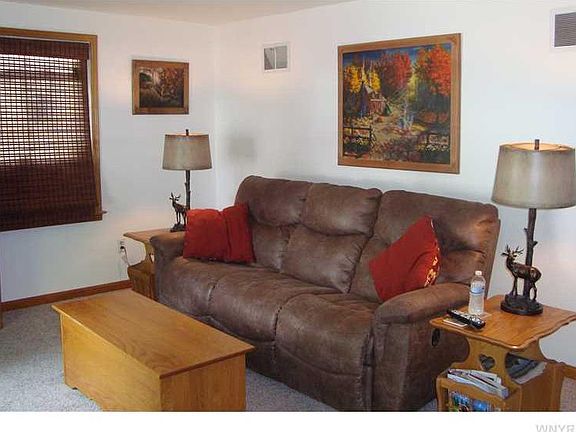 3rd image of 177 Kelvin Dr