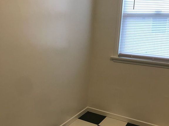 4th image of 20 Claremont Ave APT H